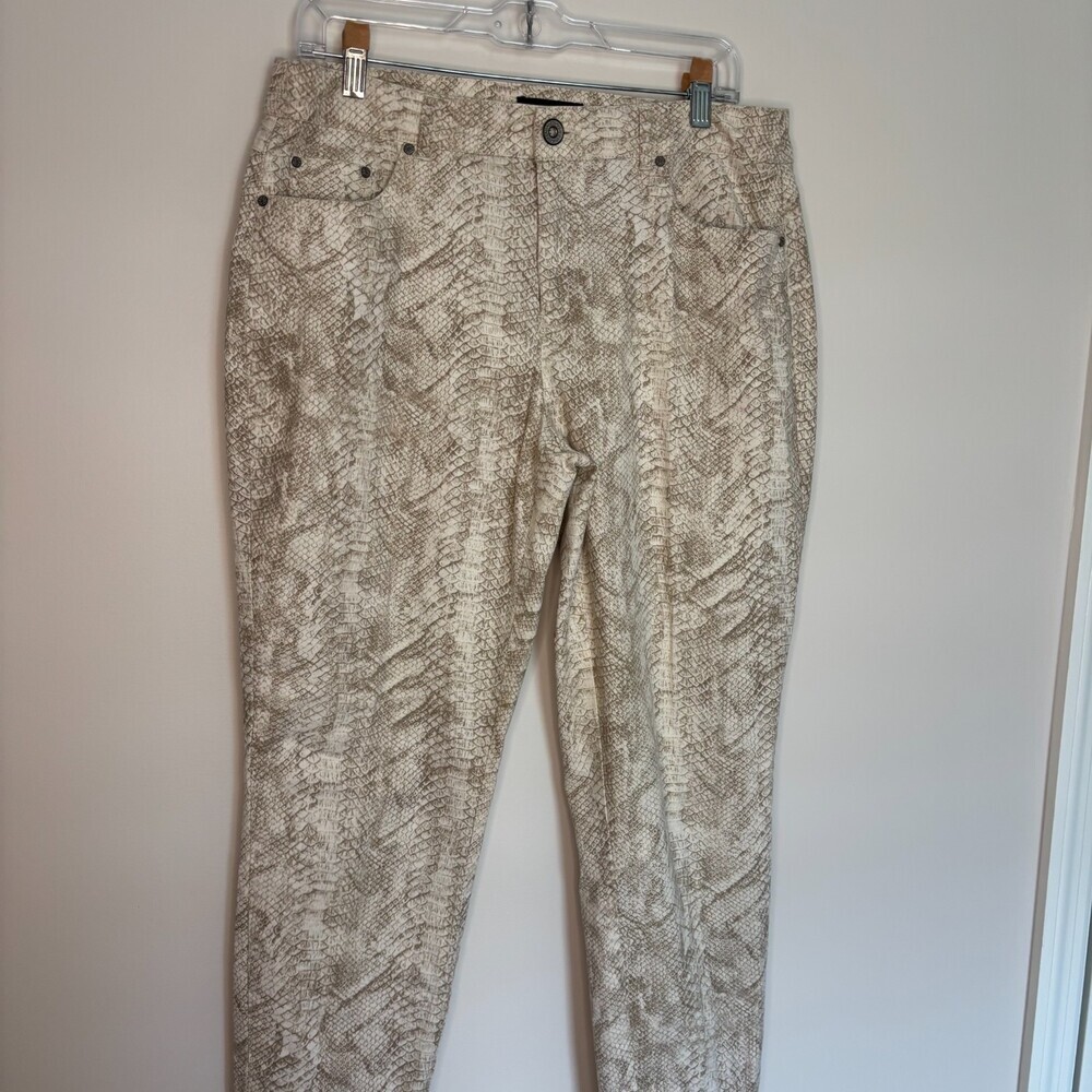 TRIBAL Mid-Rise Beige Snake Print 5-Pocket Pants Womens 12 Stretch Ankle Animal